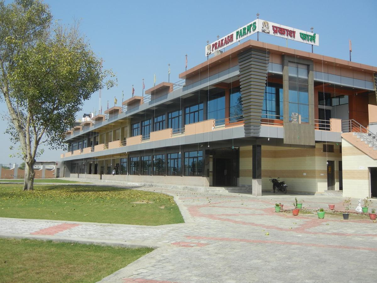 מלון מטורה Oyo 9490 Prakash Farm מראה חיצוני תמונה